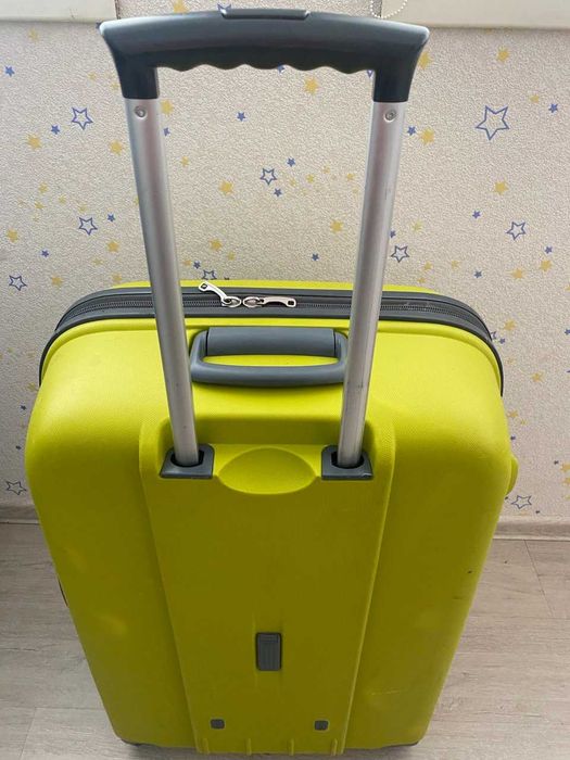 Чемодан, валіза б/у