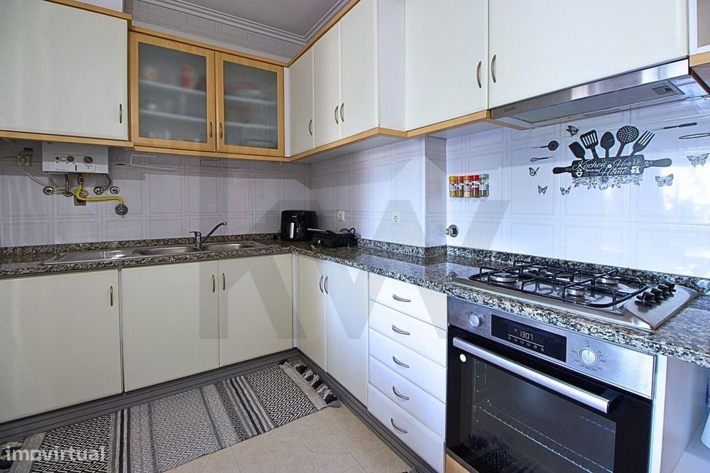 Apartamento T2 com Terraço Privativo, no Centro de Ovar