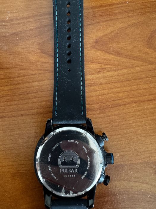 2 relogios ( fossil e pulsar )