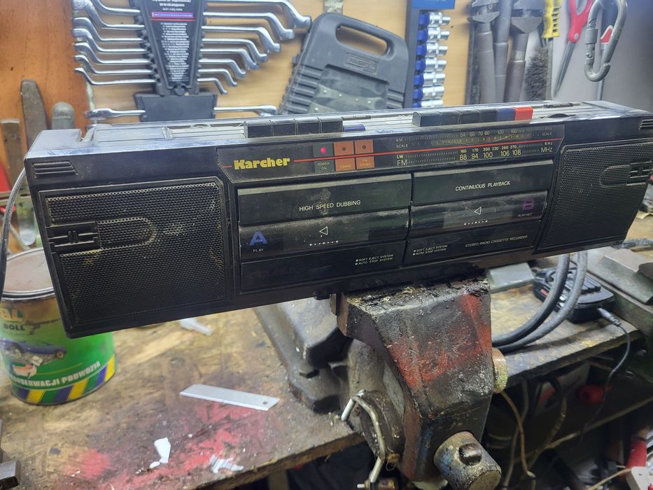 Radiomagnetofon  jamnik