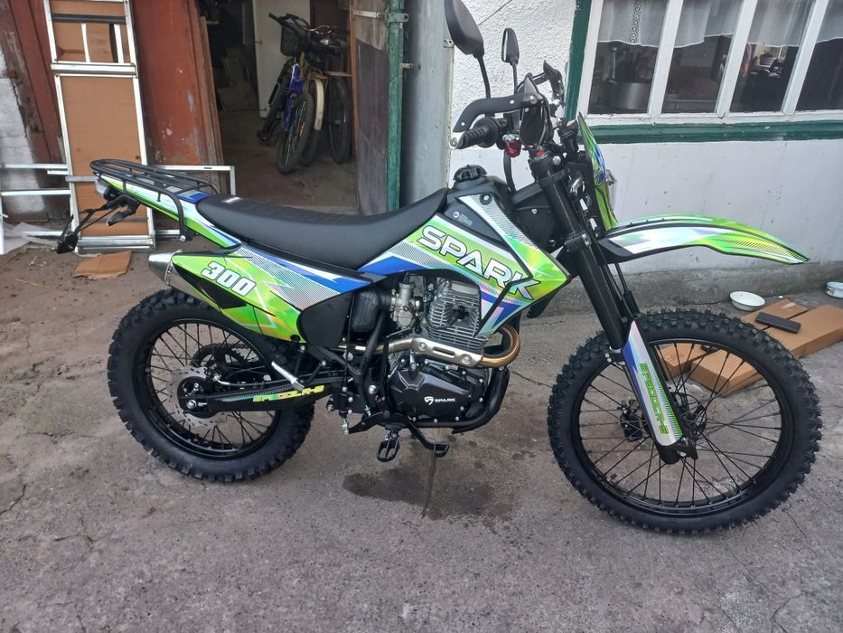 НОВЫЙ Spark sp300 cr-5