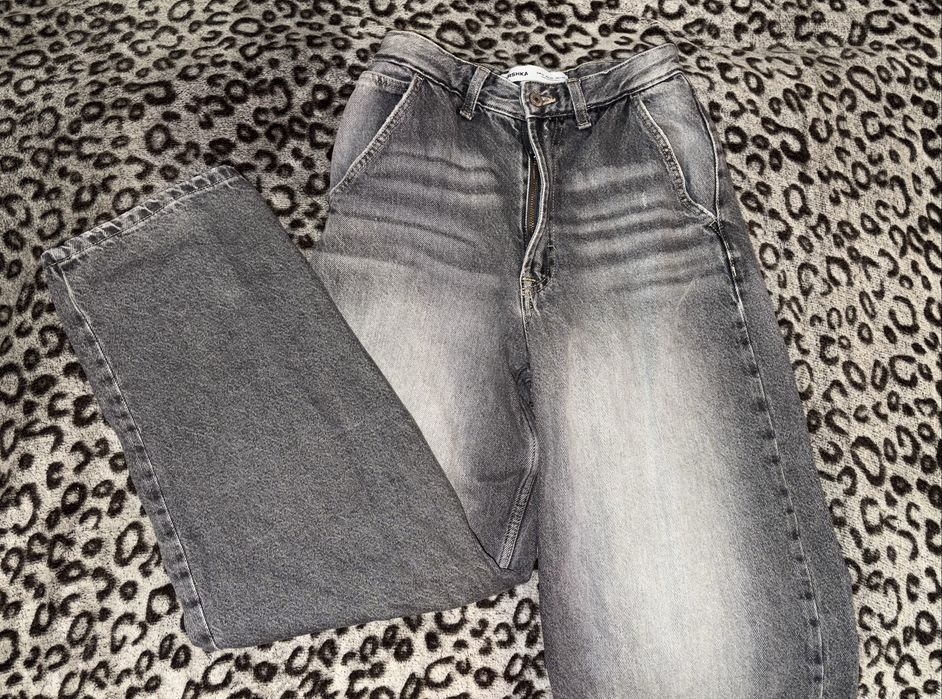 Bershka baggy/wide leg jeans