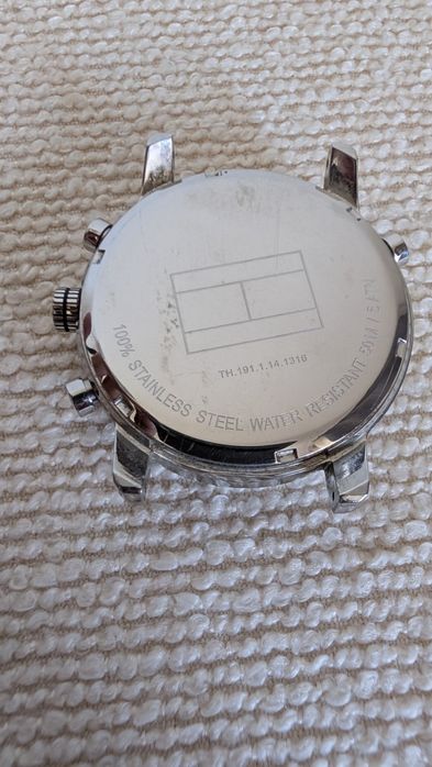 Relógio analógico Tommy Hilfiger original em bom estado