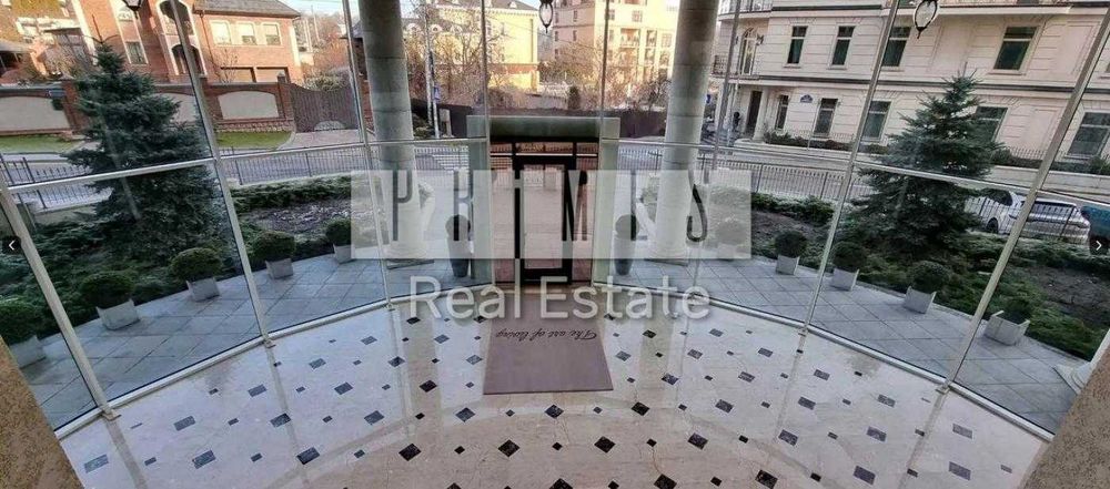 Продаж 9к квартири 500м2 паркомісце Новоселицька 10 Renaissance Residence Печерський Ботсад