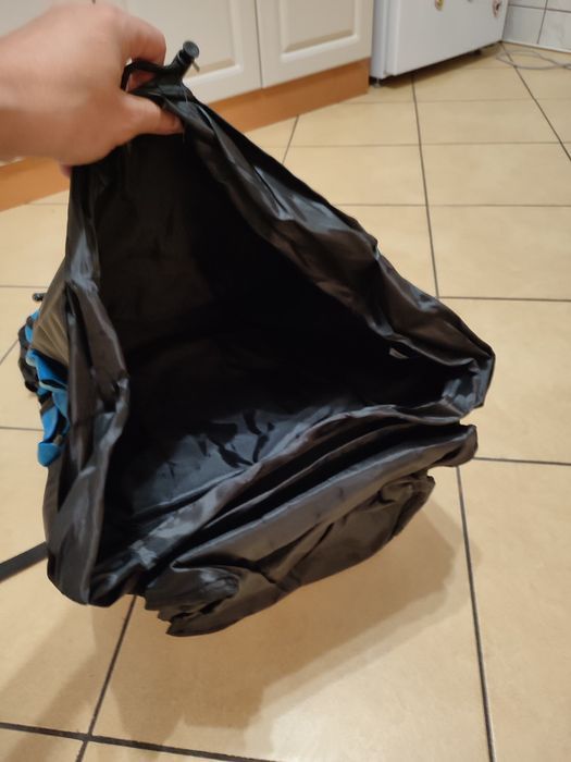 Nowy niebieski plecak turystyczny 90 L