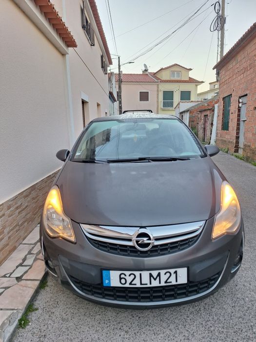 Opel corsa d 1.3cdti 2011