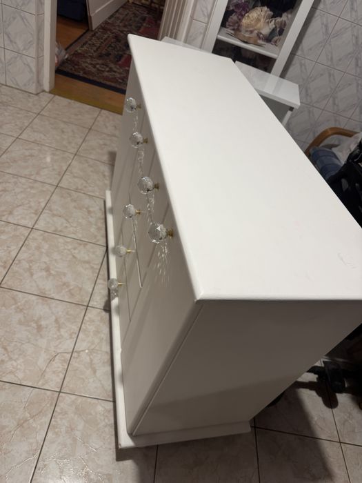 Biała komoda/szafka