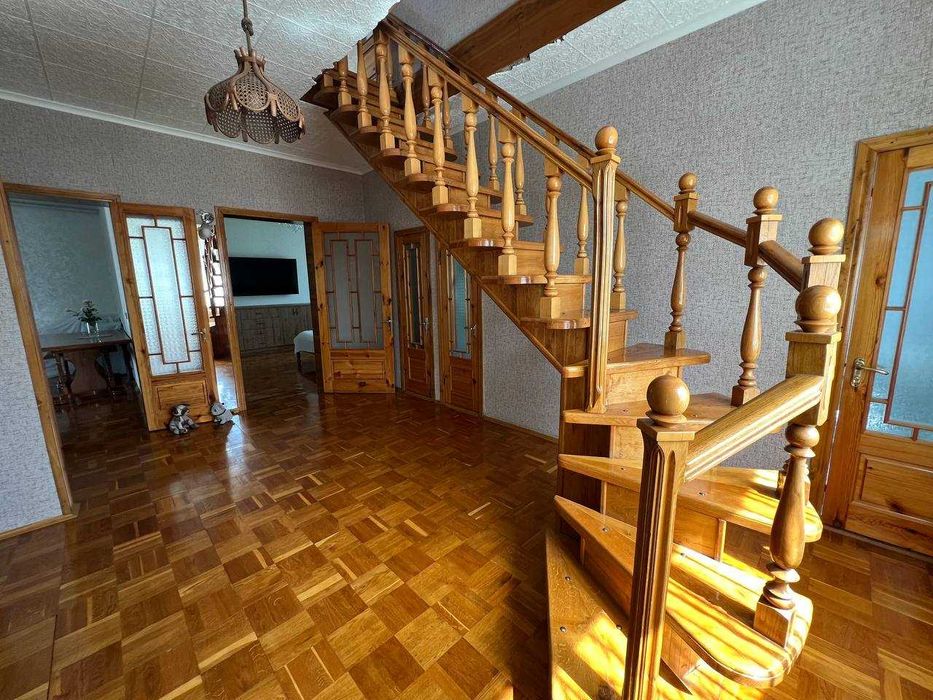 Продам будинок Мерефа центр ( Бабаи Высокий )