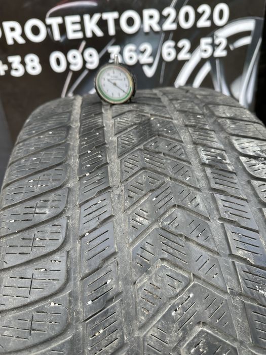 315/40 R21 Pirelli  Scorpion пара шин зимних.