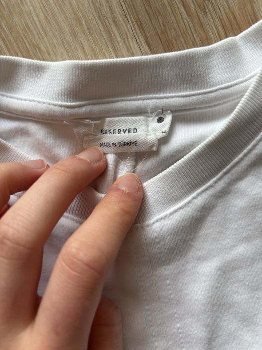 Biała bluzka RISERVED