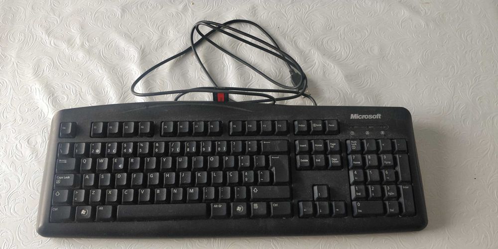 3 teclados microsoft e 2 ratos425473653154795520