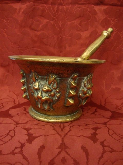 Grande Almofariz antigo em bronze