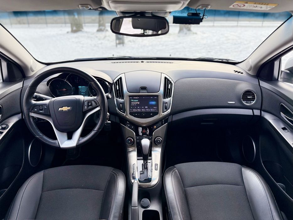 Продам идеальный Cruze от 1 хозяина не крашеная