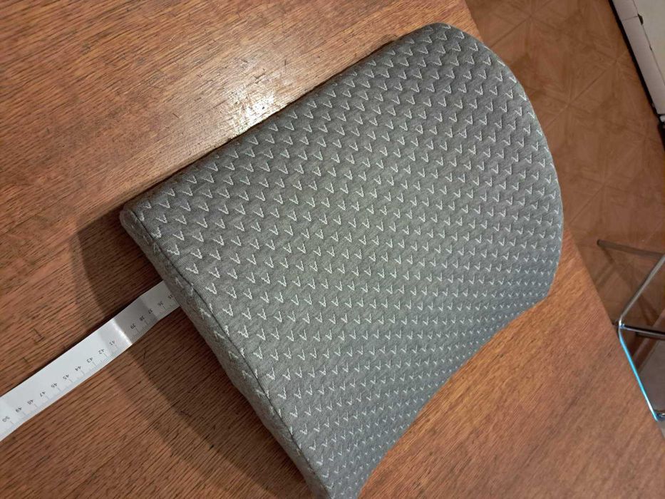 Подушка під спину WELLPUR HALSA 34х36х12/6см