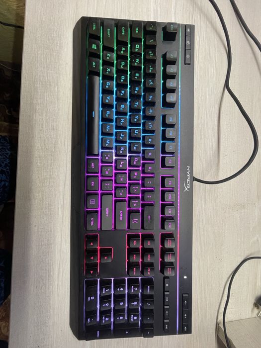 Клавіатура ігрова