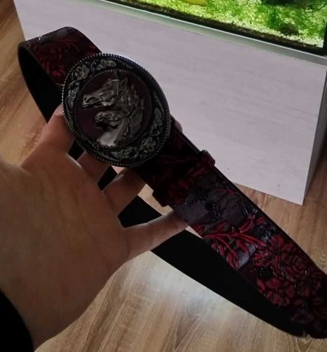 Pasek elegancki z wzorami