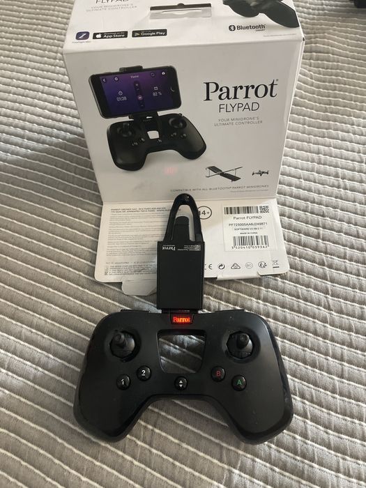Material para Drones – Lote Variado | Parrot Flypad + Comando