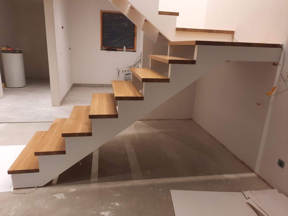 Sprzedam nowe schody dębowe