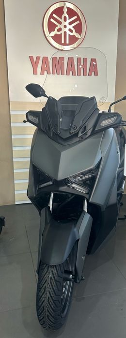 Yamaha X-max 125