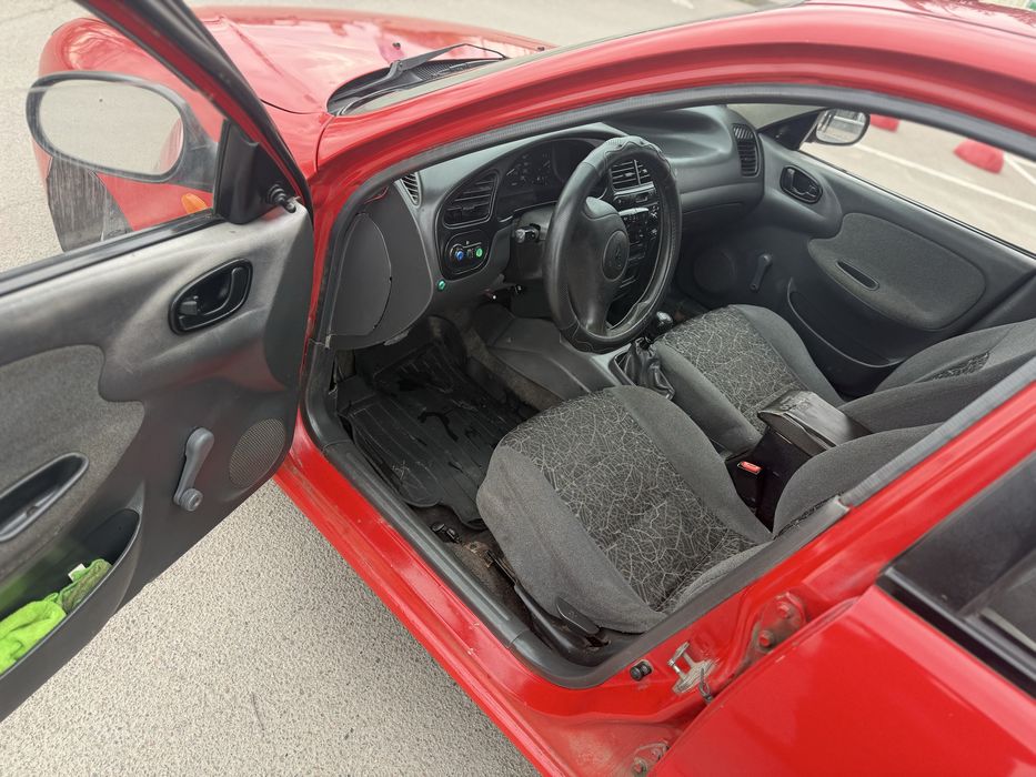 Daewoo Lanos 1.5 бензин 2008 року