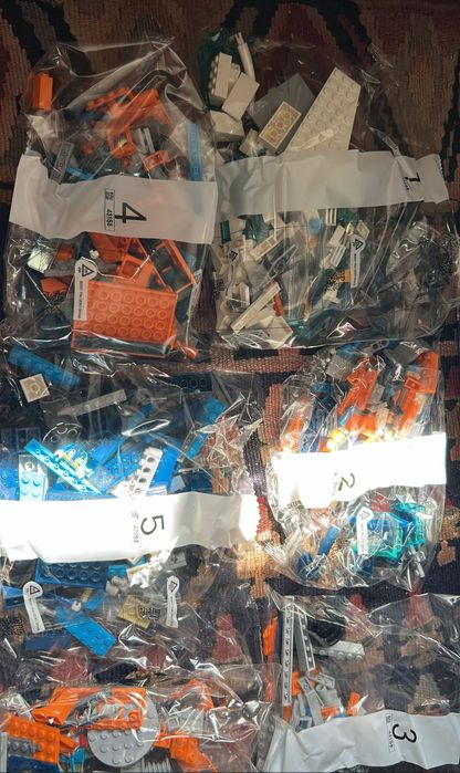 Vendo Lego City 60195: A base de exploração do Ártico