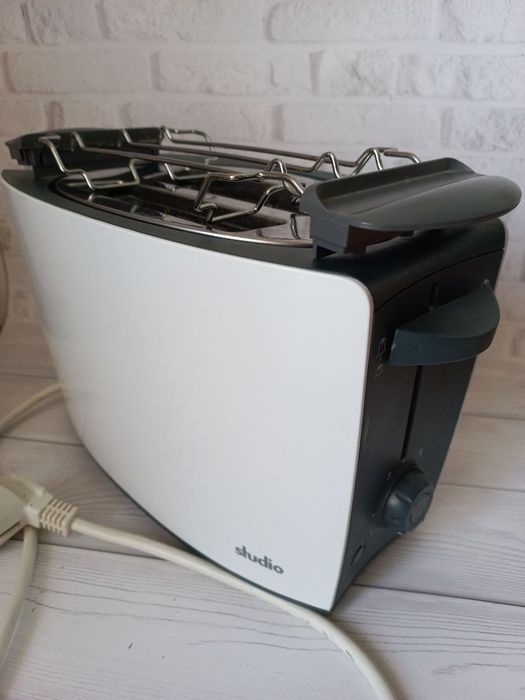 Тостер Studio рабочий