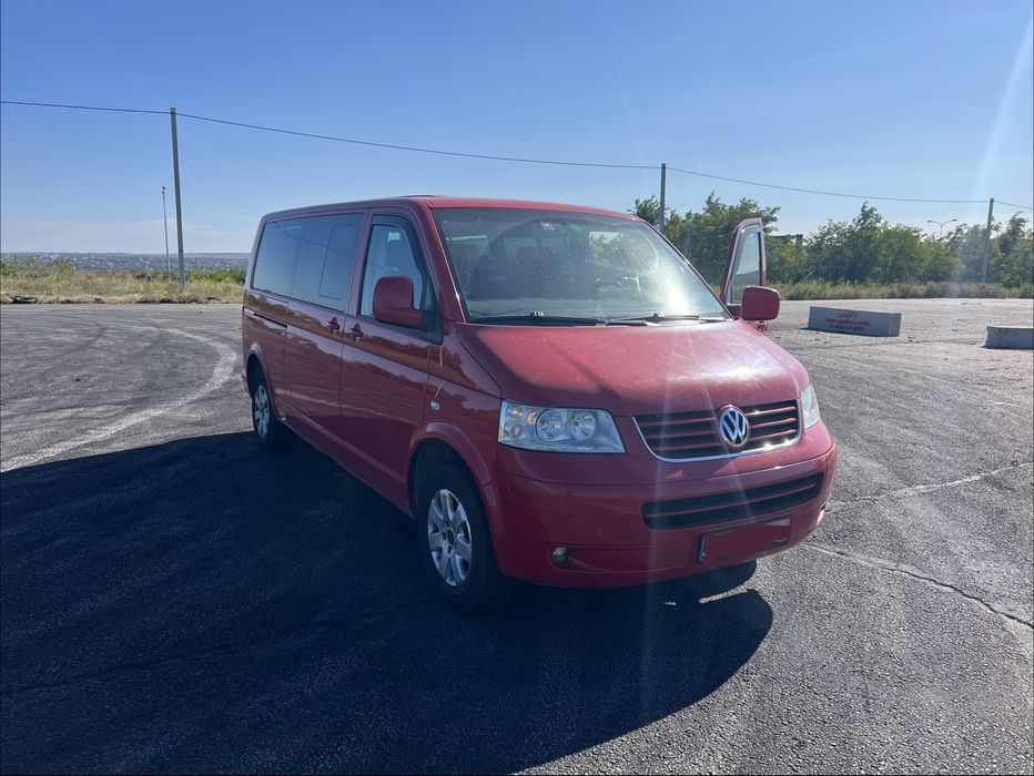 Volkswagen T5 Caravelle 2005, 2.5 TDI, 4Motion