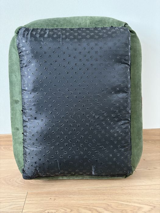 Лежанка для собачки 70х50см