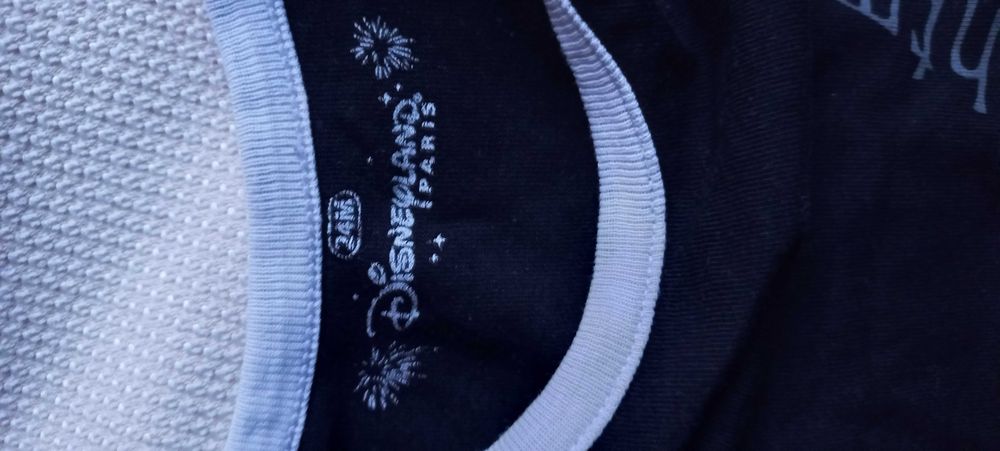 человечки бодик  disney на 6-9 мес , 24 мес