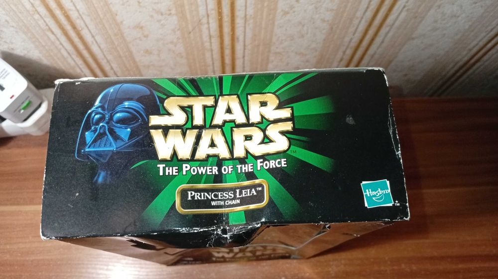 Hasbro 1999 Star Wars Princess Leia With Chain 57137 / 57135 НОВА США