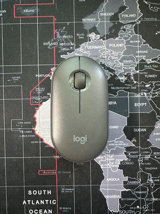 Rato logitech pebble cinzento