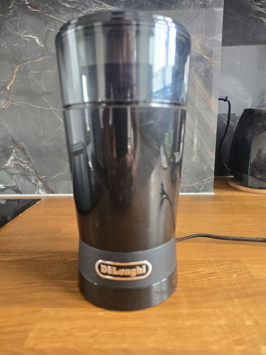 Delonghi młynek do kawy