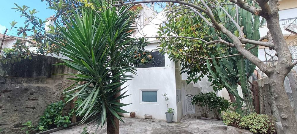 AMPLO T4 DUPLEX para arrendar no centro de ESPINHO