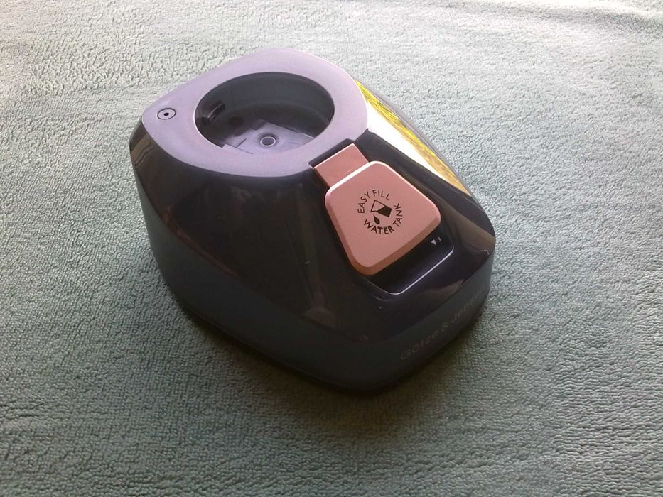 Pojemnik na wodę do parownicy do ubrań GOTZE&JENSEN SI500K