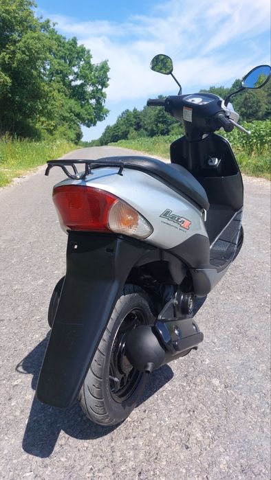 Suzuki lets свіжий з Японії