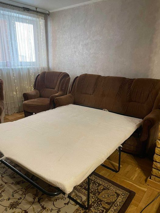 Диван і  крісла,