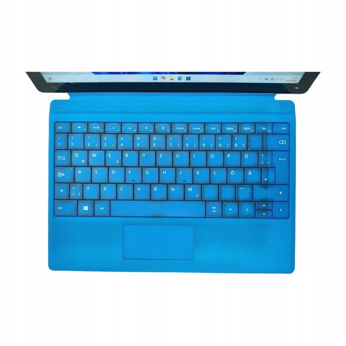 Microsoft Surface Pro 4 (1724) i5-6300U 8GB RAM 256SSD Win11