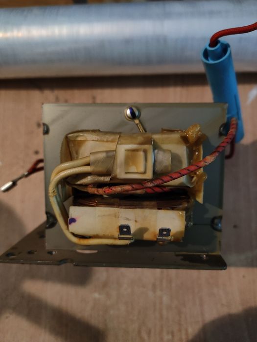 Transformator z mikrofalówki
