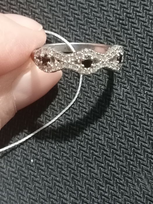 Серебряное кольцо.