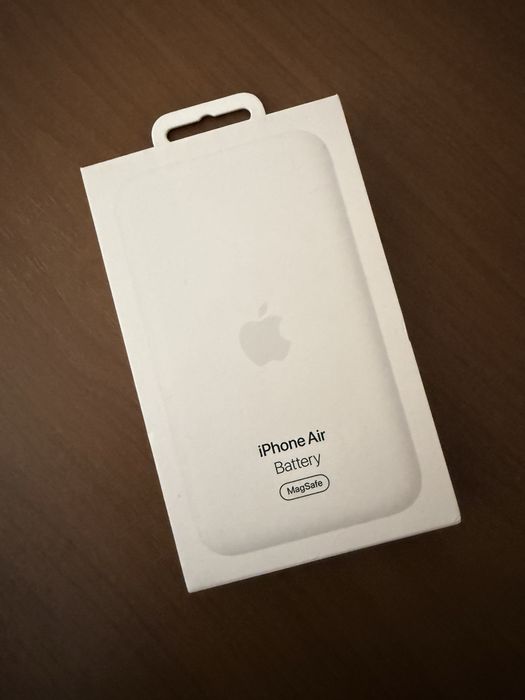 Apple iPhone Air MagSafe Battery (оригінал) — нова, відкрита упаковка