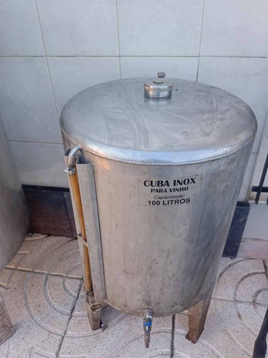 Cuba de vinho inox