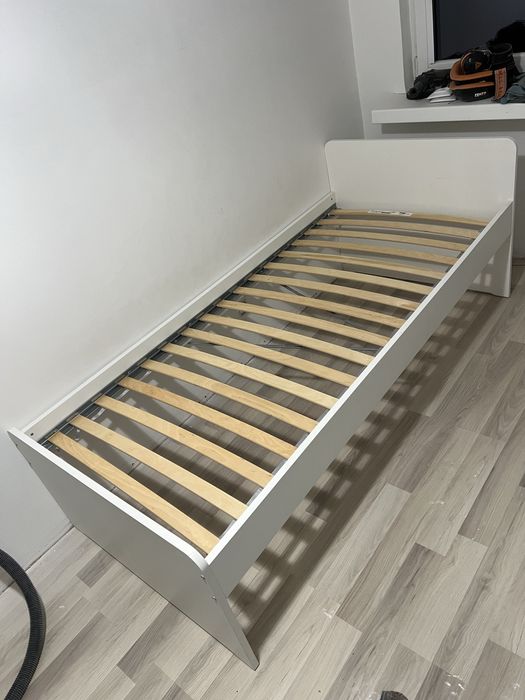 Łóżko jednoosobowe 90x200