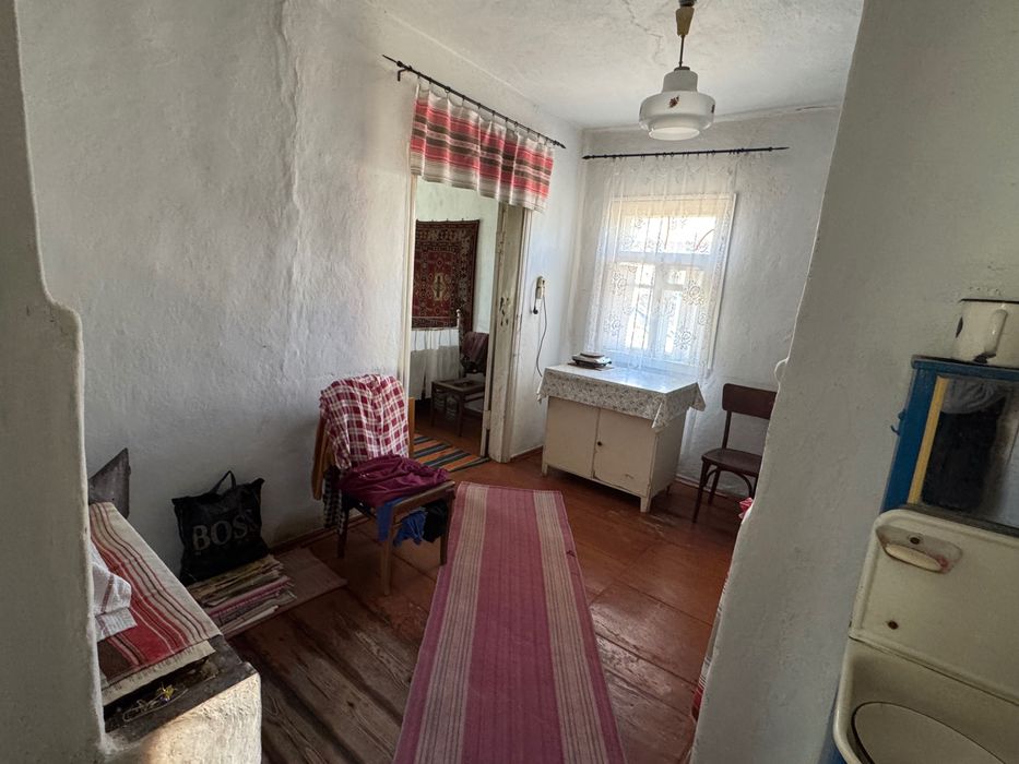 Продаж будинку с. Іванів - 30 сот!