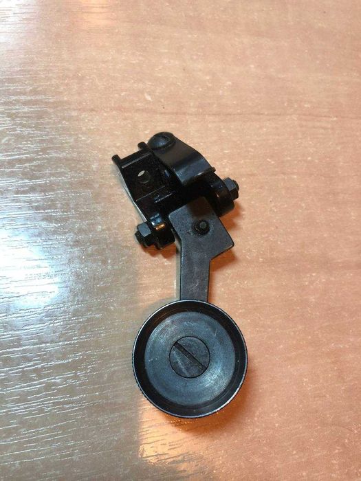 Лапка-ролик для прямострочної швейної машини