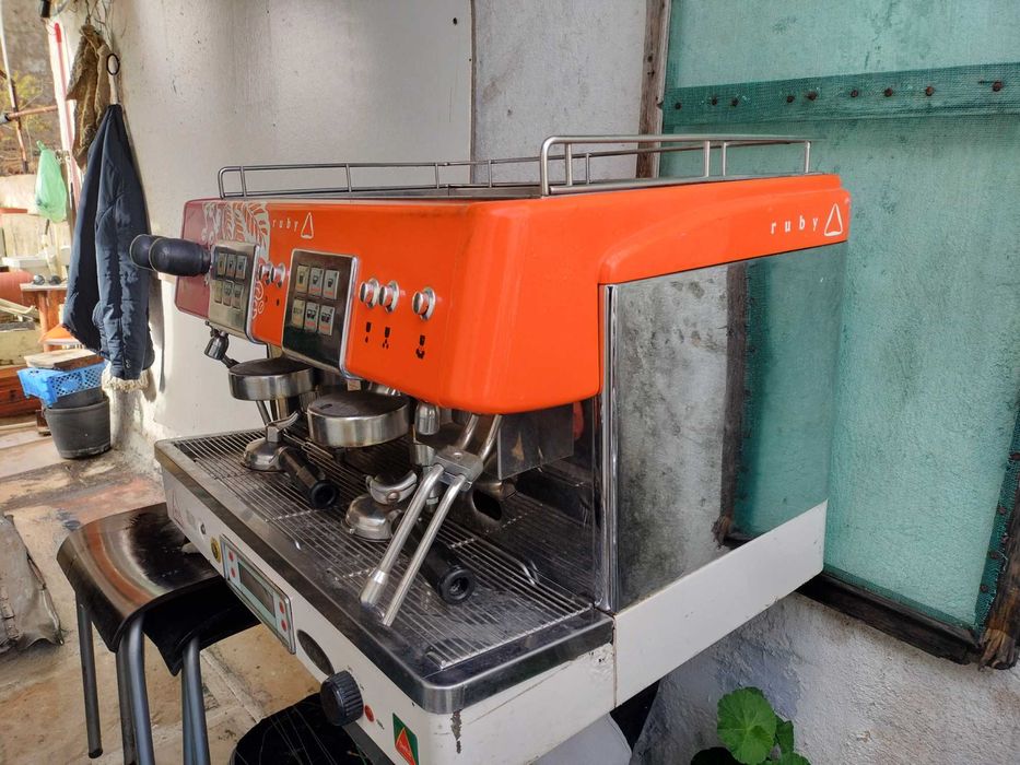 Maquina de Café profissional + moedor de café