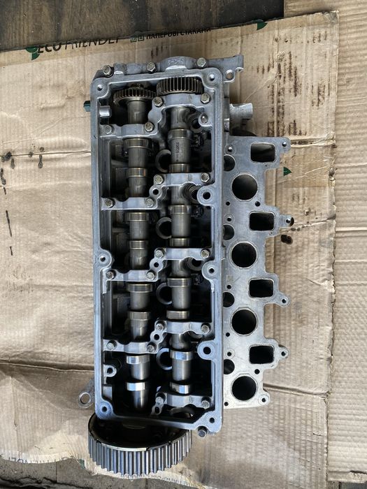 Двигун головка коленвал розпредвали