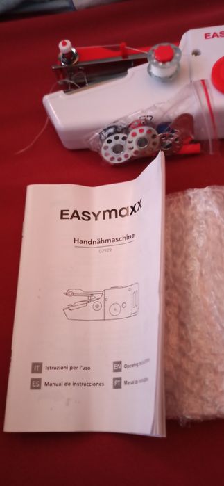 Maquina de costura portatil, NOVO