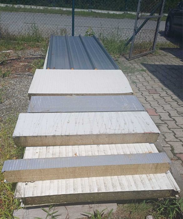 Płyty warstwowe izolacyjne, obornickie, ścienne, dachowe