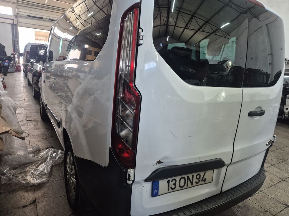 Ford Transit 9 Lugares 2014