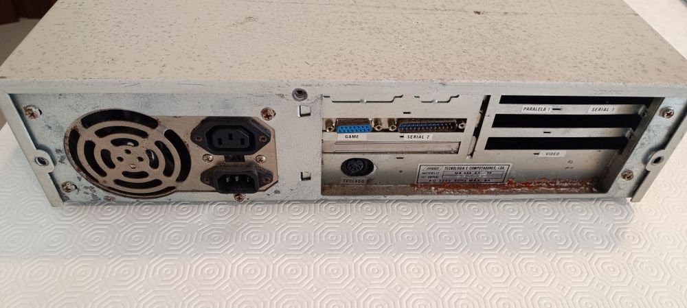 Computador Johetec 486sx 33